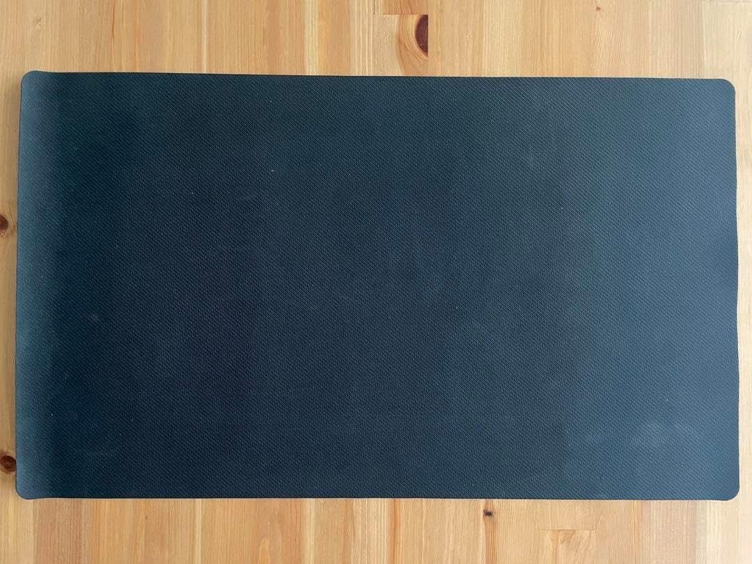 お値下げ中‼️Flesh and Blood ゲーム用プレイマット　天命の王冠 お値下げ中‼️Flesh and Blood ゲーム用プレイマット 天命の王冠 Flesh and