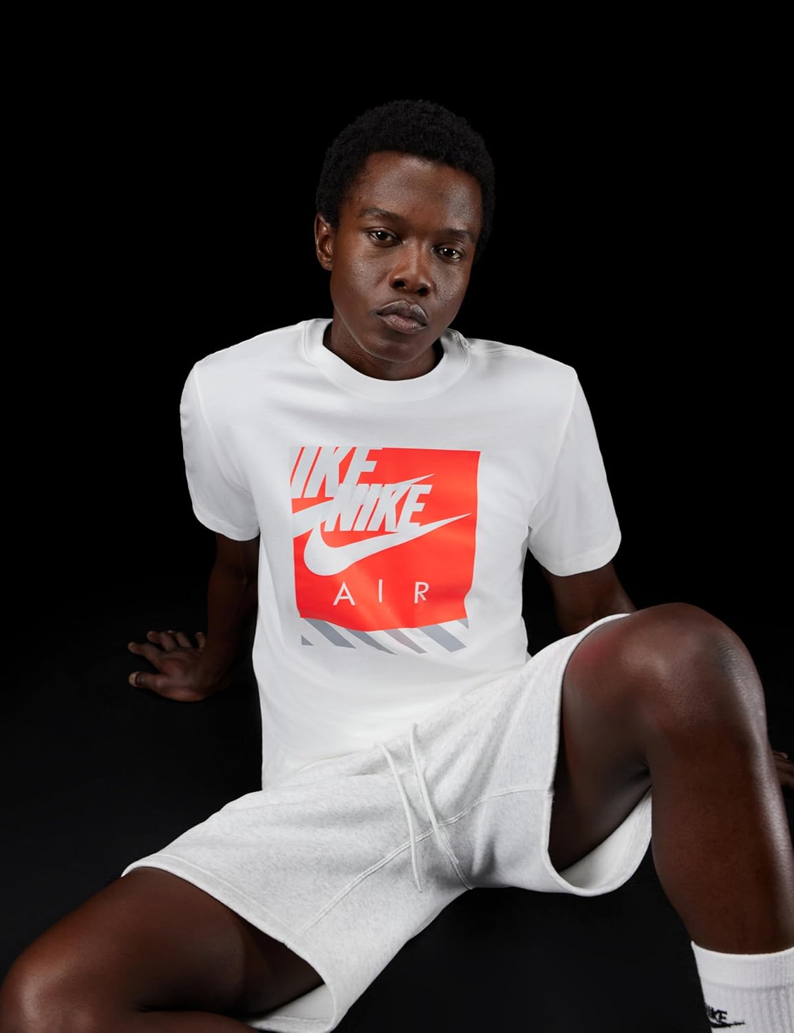 Nike Men's Sportswear Futura Air Shoebox T-Shirt