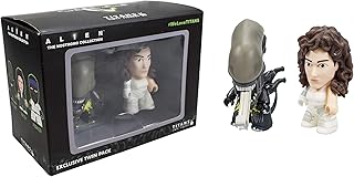 Entertainment Earth Alien Titans Ripley and Xenomorph 3-Inch Mini-Figure 2-Pack