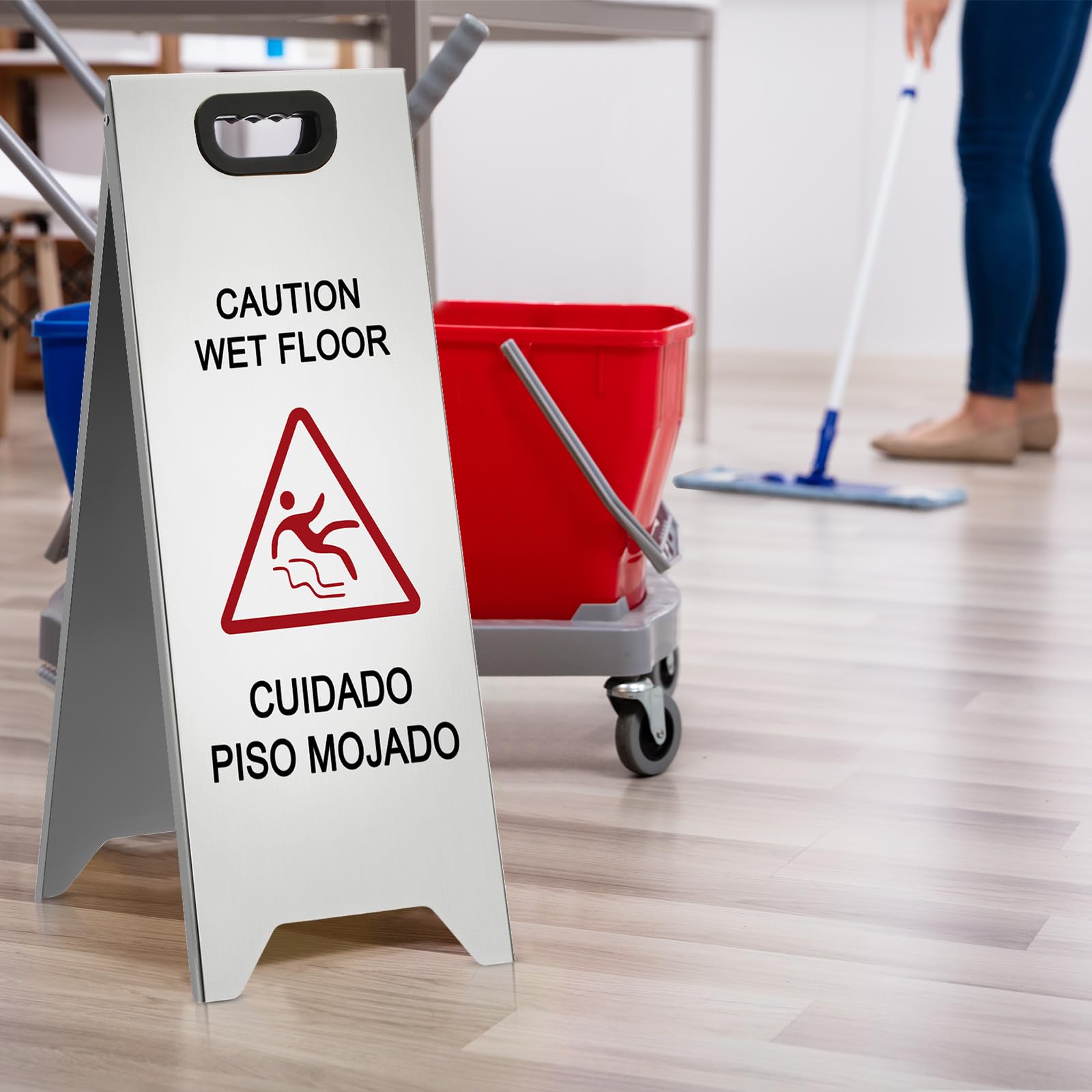 MorningRo 2 letreros de acero inoxidable de 24 pulgadas, resistentes con precaución y suelo mojado, doble cara, portátil, plegable, advertencia de seguridad bilingüe para restaurante, baño, oficina