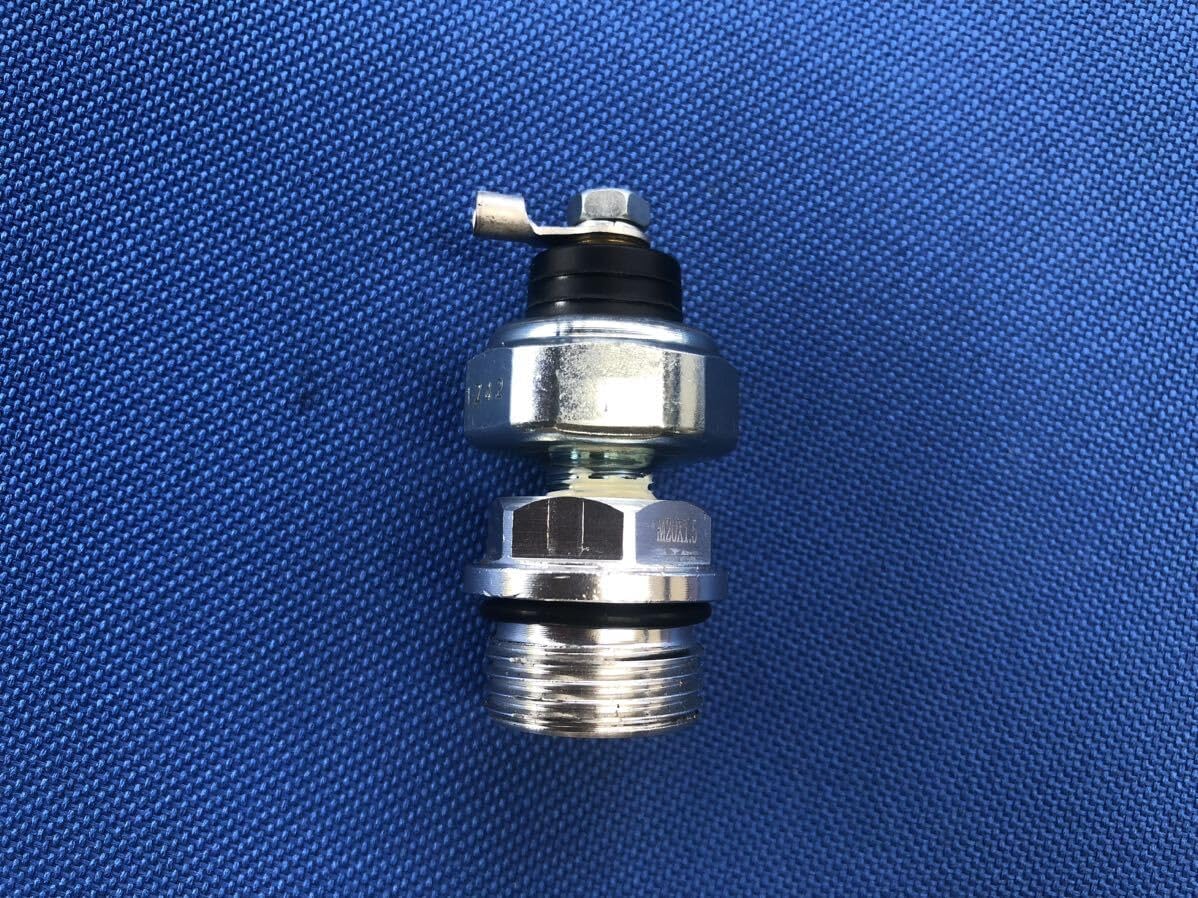 Z1RZ2Z750FX□対策オイルプレッシャースイッチ+製作品ベース□KZ系J系 Z1