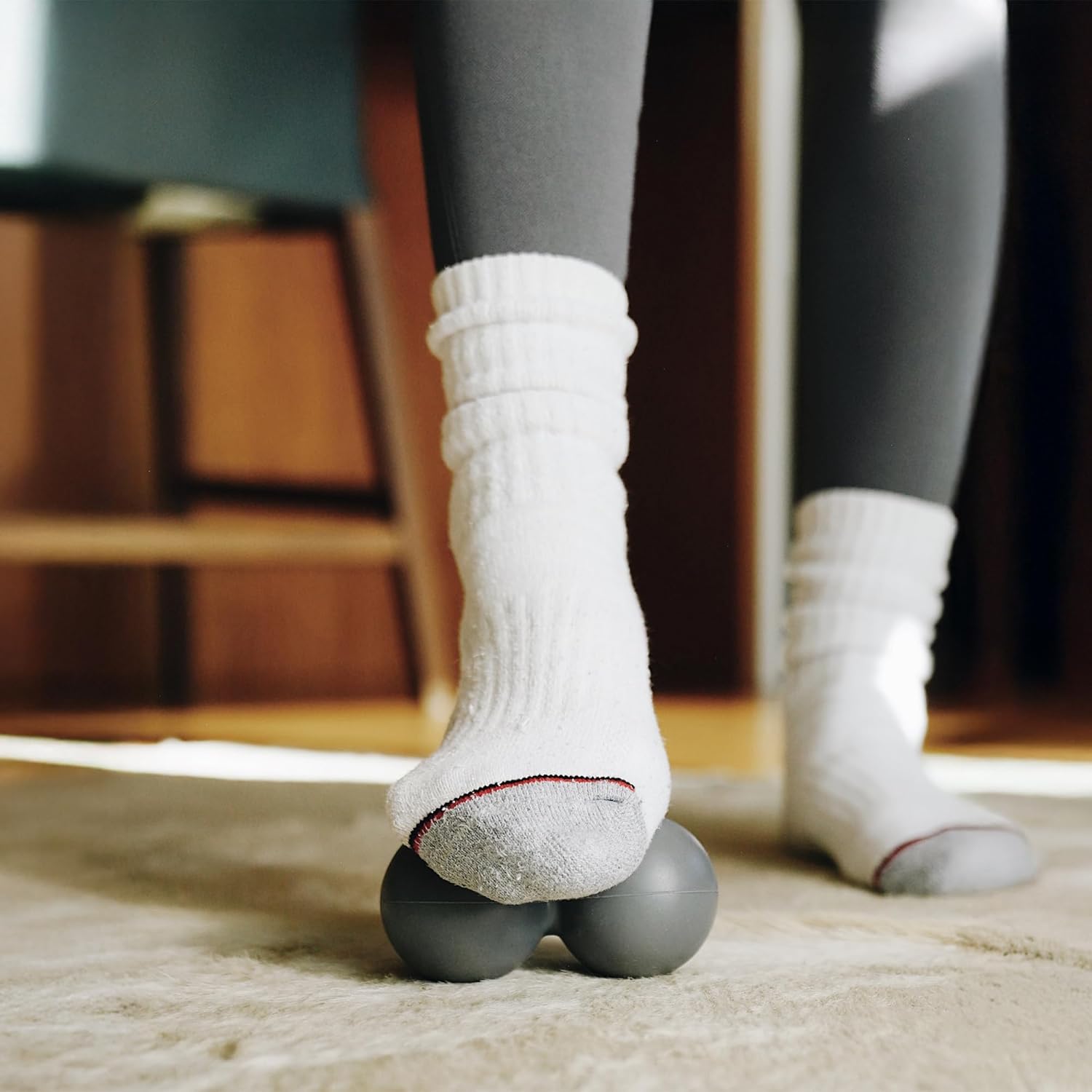 Tiger Ball Peanut 2.4 Foam Roller – Deep Tissue Massage Ball for Back & Neck, Myofascial Trigger Point Therapy Tool, Dual Silicone Balls with Gription – Compact, Portable, Non-Slip Recovery Roller