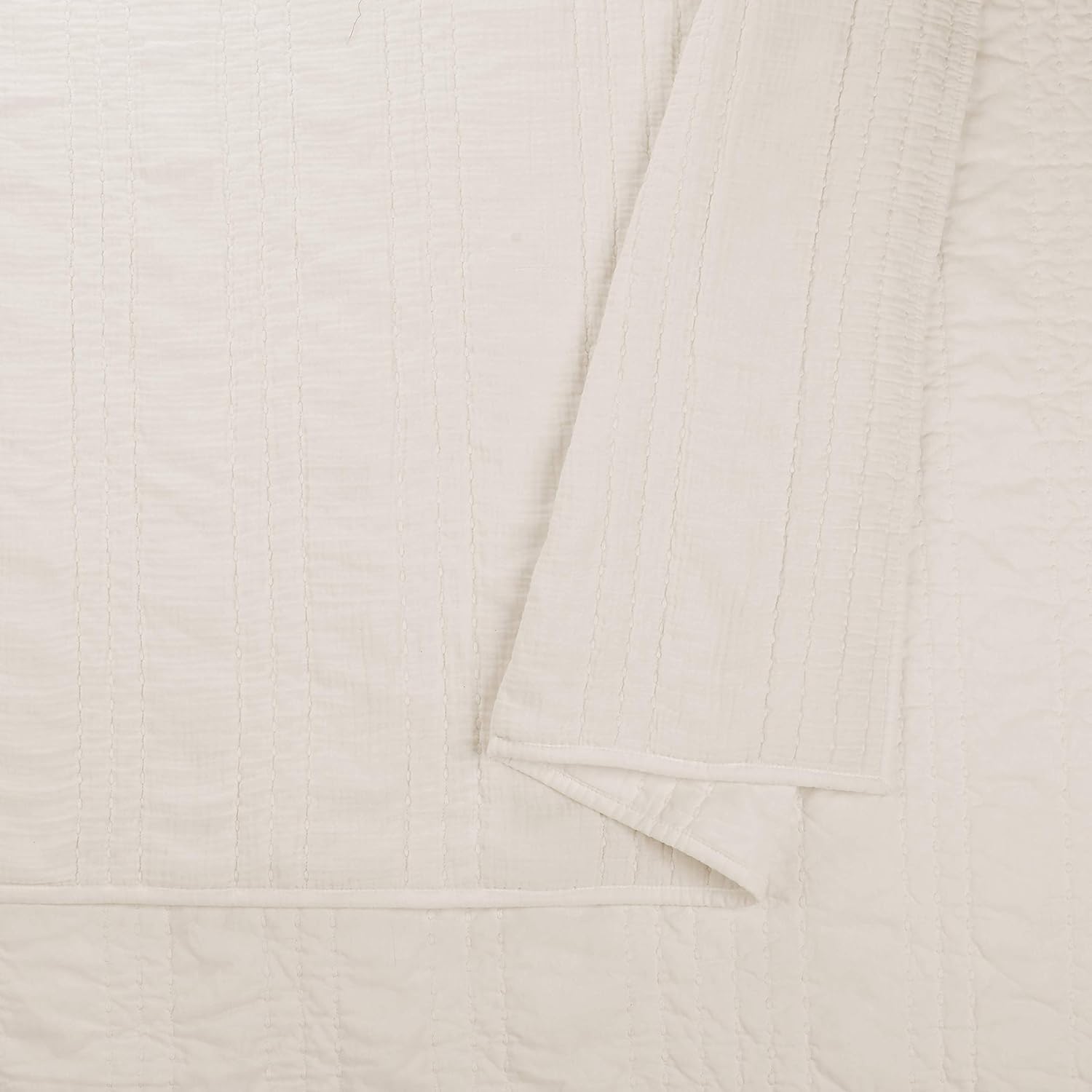 Atmosphere Double Gauze Quilt - Lightweight Breathable All Season Coverlet Bedding - Full/Queen, Ivory