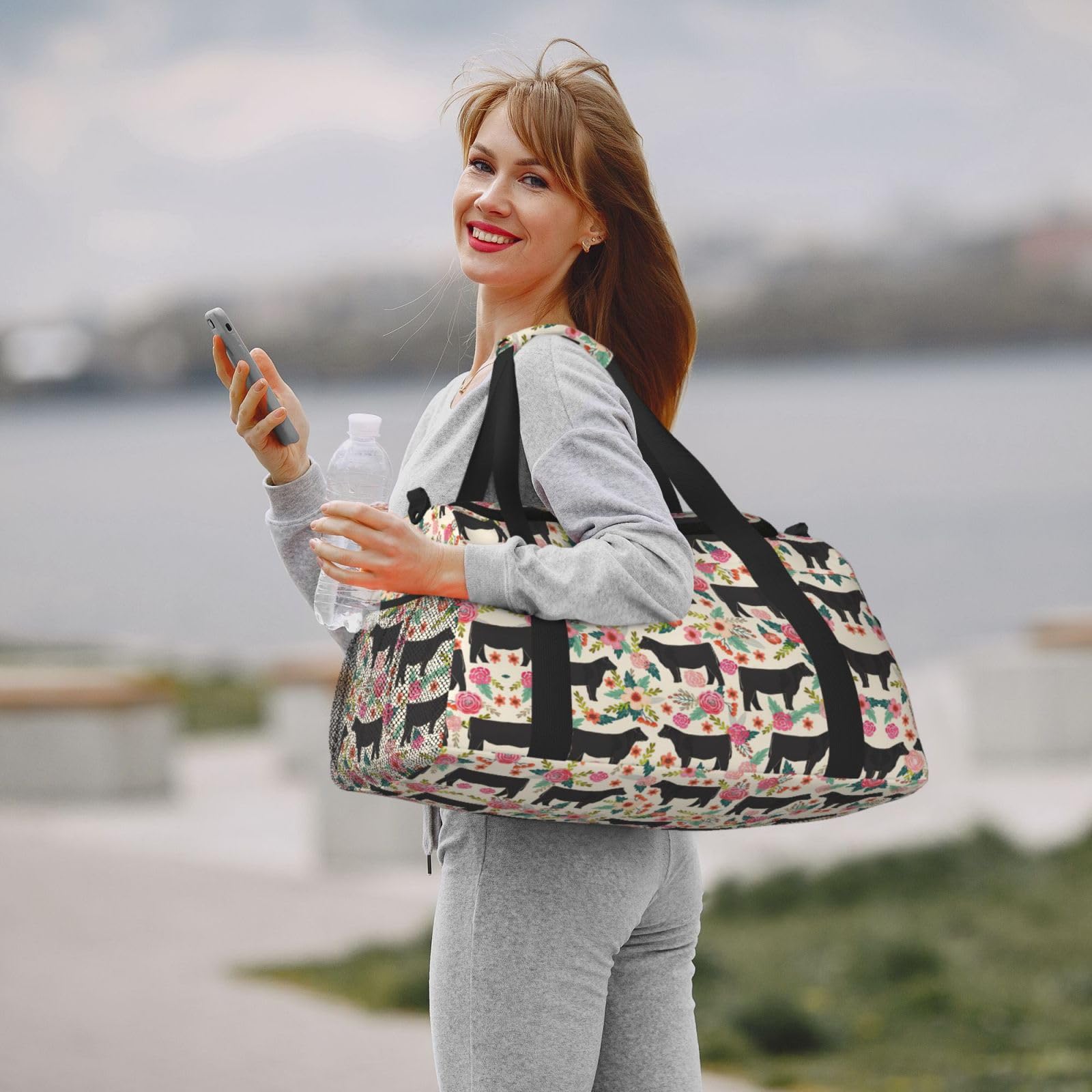 Pink Flower Show Steer Cows Bydło Podróżna torba sportowa Torba weekendowa Weekender Overnight Carry On Hand Bag Trening Sport Szpital