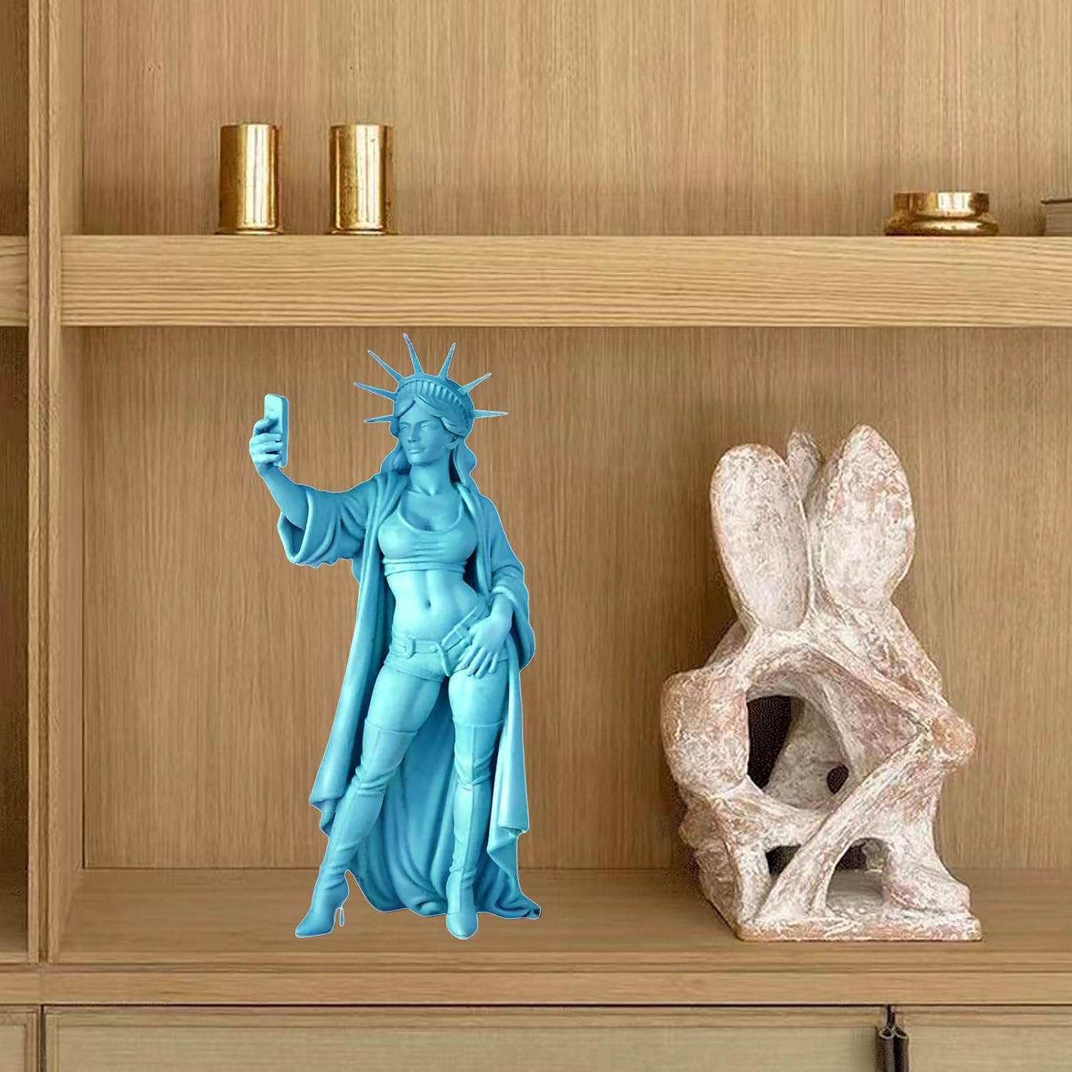 Peiiwdc Funny Liberties Statue Selfie Sculpture 250th Year Commemorative Collectible Detailed Design America History Display Anniversary Collectible Figurine image 4