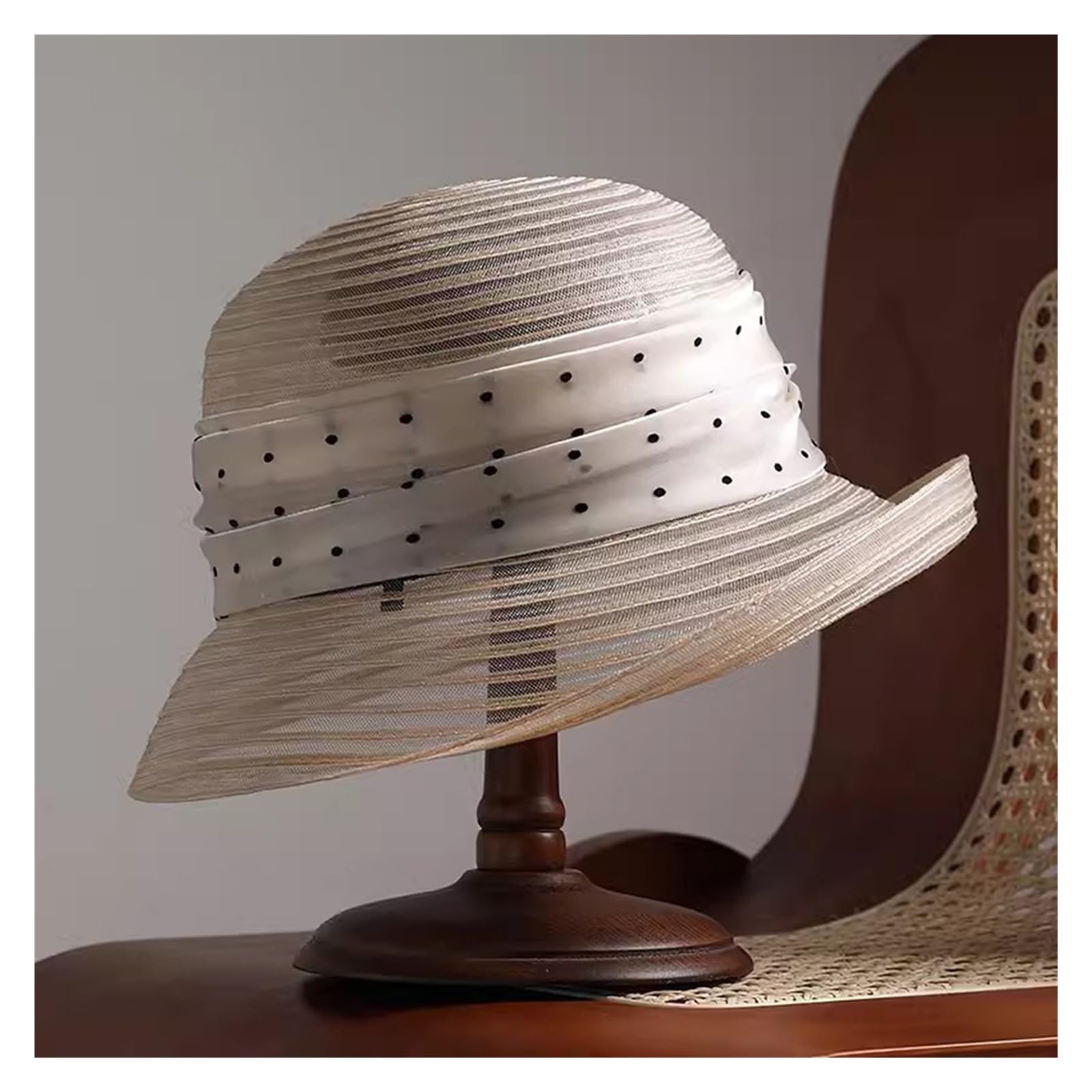 Chapeau de paille femme été évidé pour sublimer vos journées farniente au bord de mer