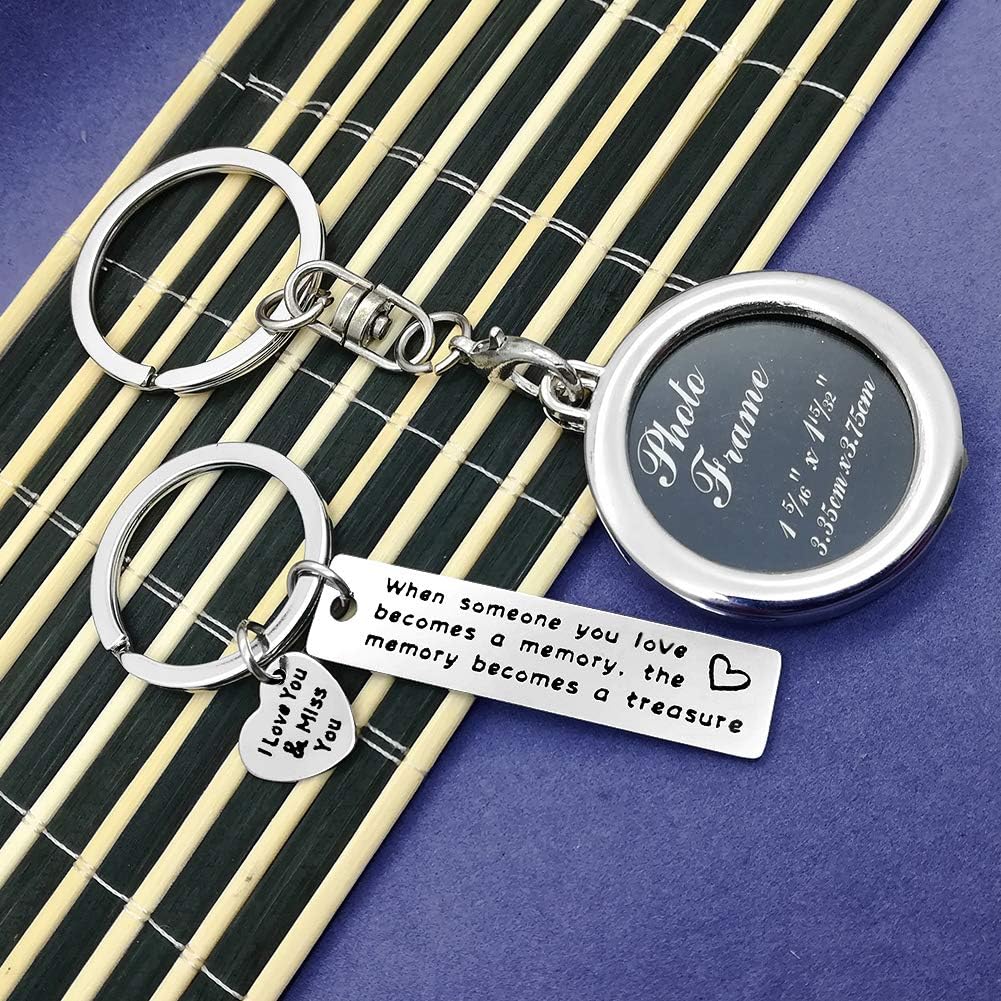 Miniatura 3 de Juego de llaveros de marco de fotos conmemorativo con texto en inglés "When Someone You Love Becomes a Memory Keychain Miss You" (2 unidades),