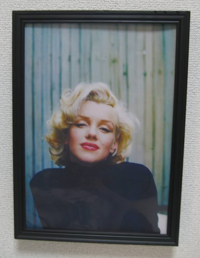 マリリンモンロー　写真額縁 マリリンモンロー写真額縁