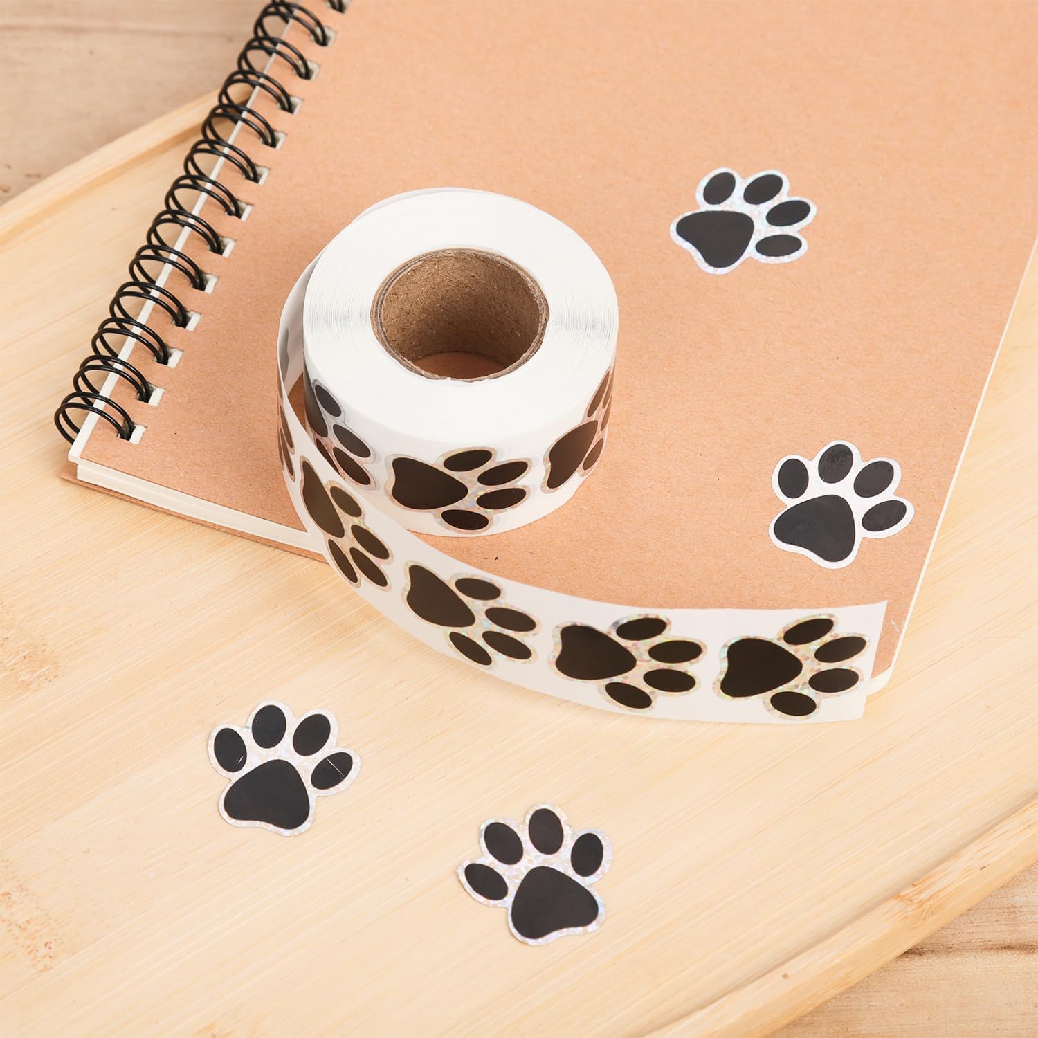 500pcs Paw Print Sticker, 1 Inch Self-Adhesive Dog Stickers for Kids Puppy Paw Prints Stickers for Gifts, Mailing, Vets, Kennels, Party Room Decoration, Envelope Seals