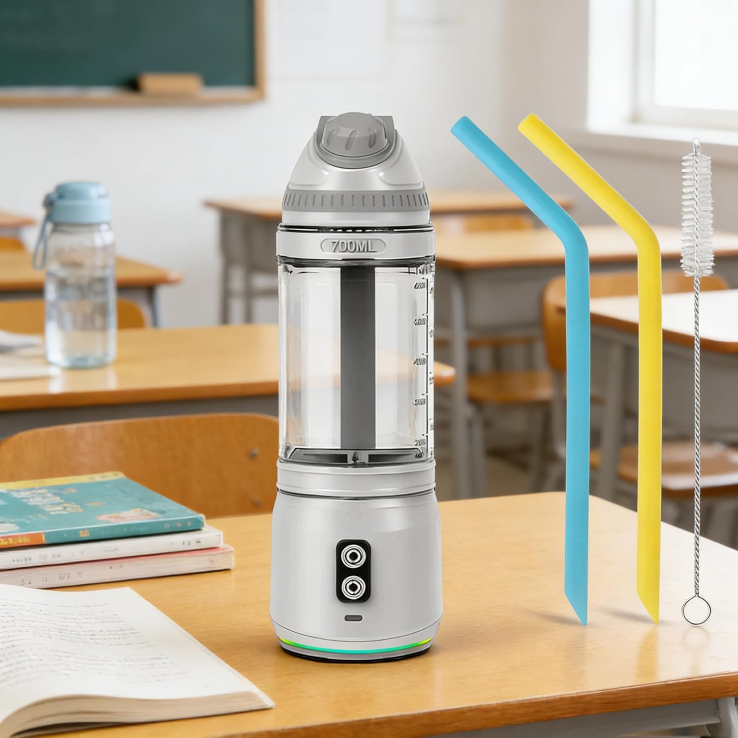 Portable Blender, 700ML Clear Container with Measurement Markings