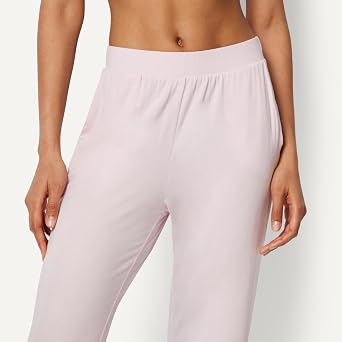 Amazon Essentials Women's Pajama Pants, Lightweight Knit Jersey Jogger
