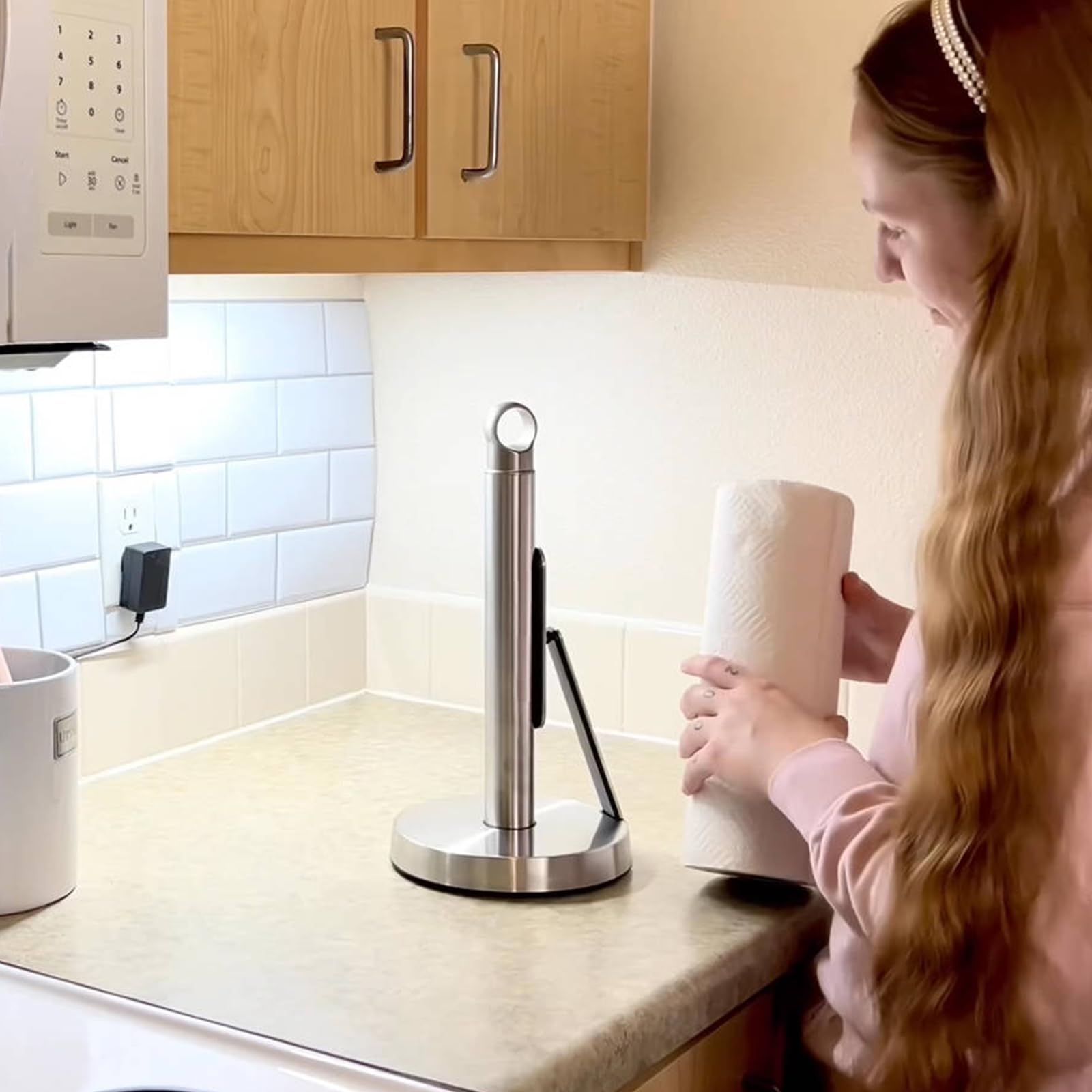 theaoo Soporte para Toallas de Papel de Acero Inoxidable Resistente con Brazo de tensión, fácil de rasgar con una Sola Mano, dispensador Moderno de encimera para Cocina, sostiene Todos los Rollos de
