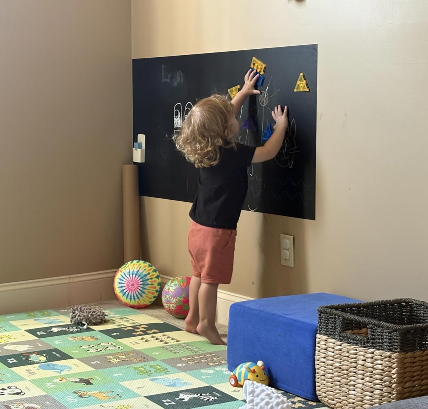 YOUNGJQ Magnetic Chalkboard Contact Paper for Wall 48" x 24" Self Adhesive Blackboard Wallpaper Peel and Stick Wall Decal Roll with Starter Kit for Home