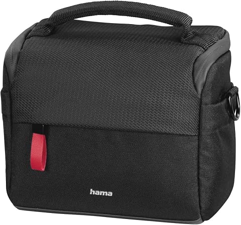 Hama Kameratasche Matera 110 (kompakte Fototasche für Gürtelschlaufe, Kameratasche für Digitalkamera und Zubehör, Umhängetasche mit Schultergurt und Zubehörfächern, recyceltes PET) schwarz