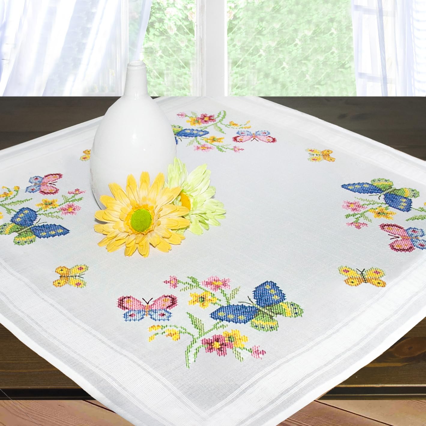KAMACA Embroidery Kit Tablecloth 80 x 80 cm Cross Stitch Set Pre-Printed Embroidery Blanket Including Embroidery Thread Embroidery Template and Instructions Embroidery Kit for Adults (Butterflies MD