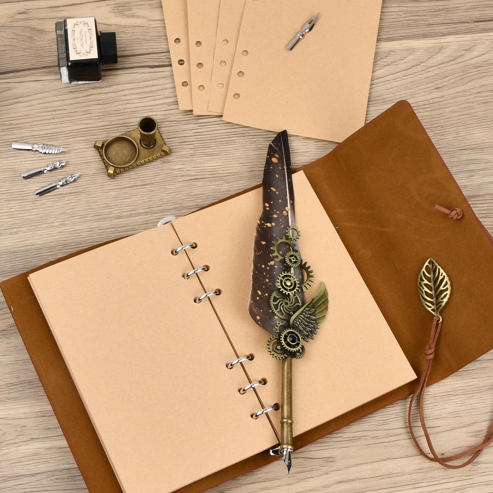 volumoon Stylo Dip à Plume Set, Stylo de Calligraphie Vintage, Ensemble de Plume d'Oie Calligraphie avec Dip Pen, 8 Pointes Rechange, Carnet, Porte-stylo et Encre Noire, pour Ecriture Dessin et Cadeau