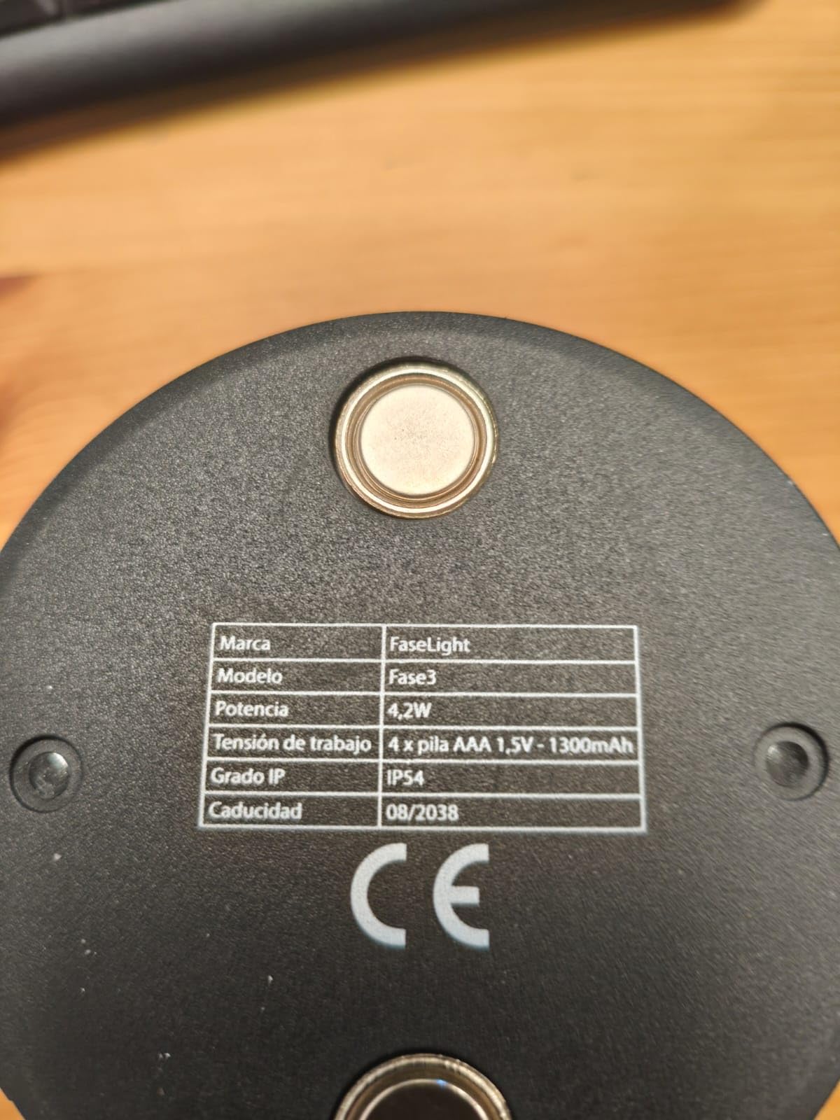 Luz de Emergencia Baliza V16 Geolocalizada, Homologada por DGT con Conectividad IoT, Datos Incluidos hasta 2038, Base Magnética, Incluye pilas y Gafas de Conducción Nocturna (2 Ud Negro + Gafas)