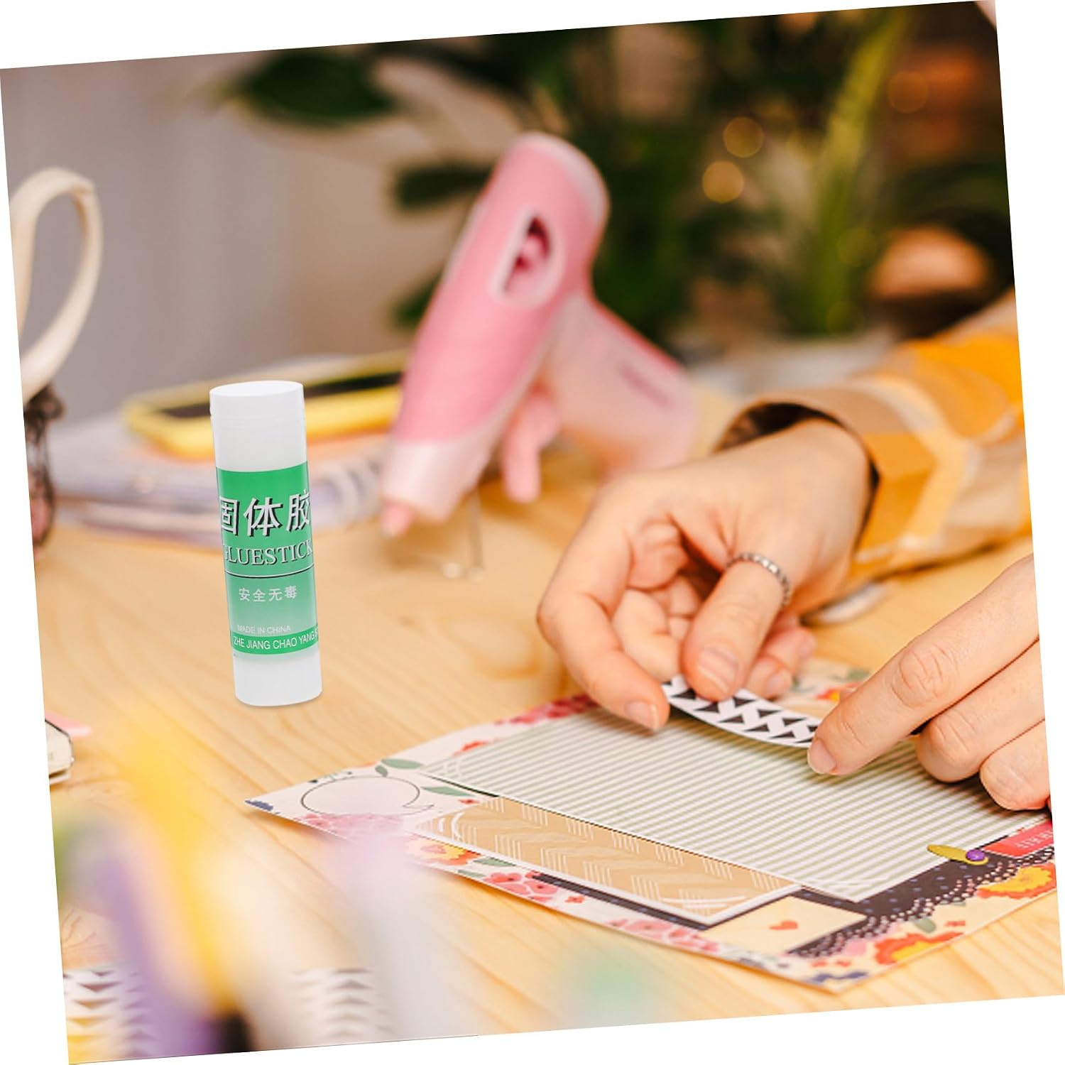 2pcs White Solid Glue Sticks 36g Portable Office and School Adhesive Glue for Students and Crafting