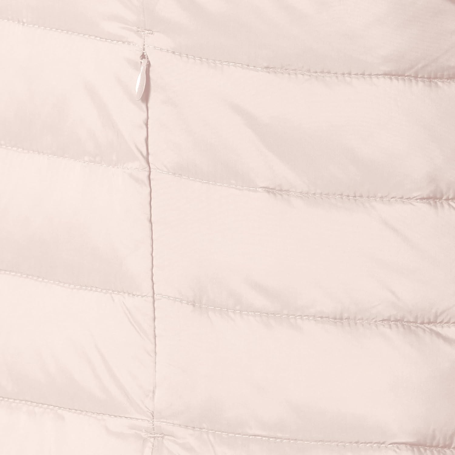 Amazon Essentials Women's Lightweight Water-Resistant Packable Puffer - Image 7