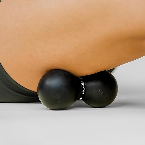 Miniatura 6 de 4 KOR Fitness, juego de pelotas de masaje para lacrosse. Pelota maní, 1 pelota de lacrosse, 1 pelota con puntas suaves para la liberación miofascial