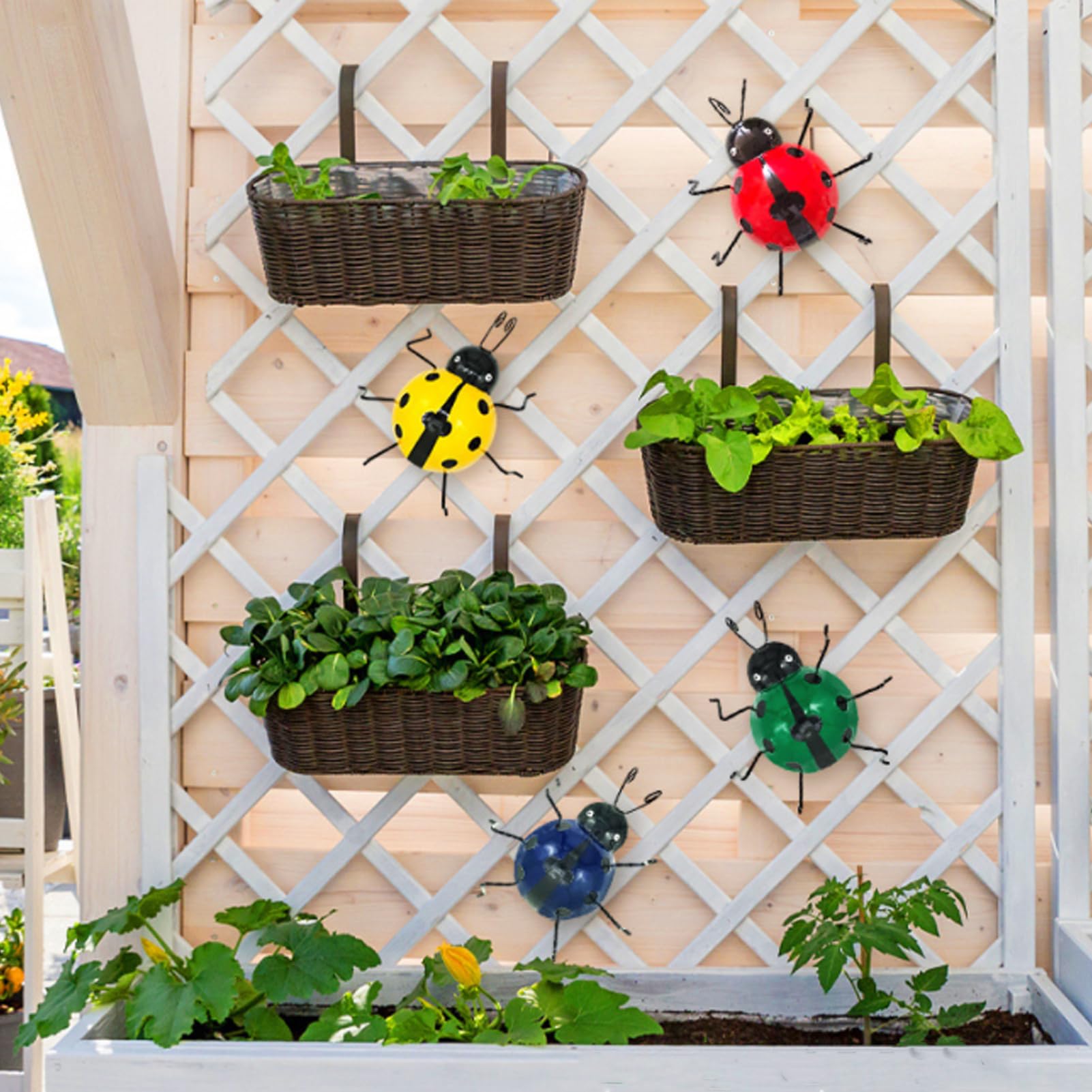CIM Decorazione Giardino Coccinella: Spilla Metallica Con Sfera In Acciaio Inox Lucido, Alta 91 Cm