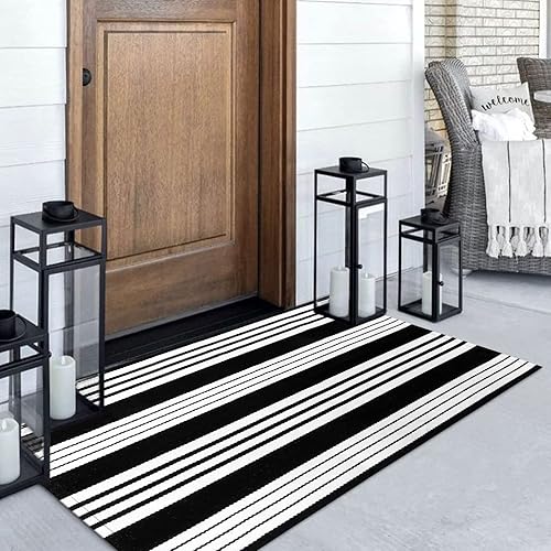 Vista 113 de Alfombra de exterior a rayas blancas y negras, 3 x 5 pies, de algodón, moderna, tejida a mano, reversible, alfombra de patio lavable en capas para 1