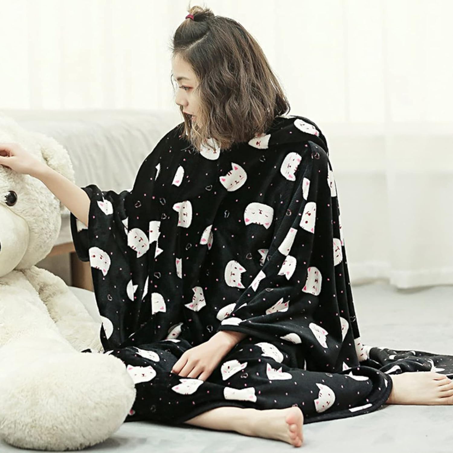 ひざ掛け 着る毛布 ポンチョ ブランケット 肩掛け膝掛け 可愛い ハーフケット 軽量 厚手 洗える 二枚合わせ 柄 フランネル シープボア あったか おしゃれ ふわふわ 家 オフィス アウトドア 1x90cm 出張 防寒対策 ブランケット ひざ掛け ハーフケット サイズ 110x80cm