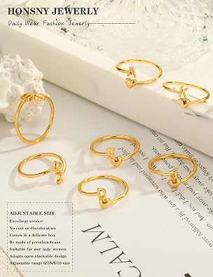 Honsny ゴールドイニシャルリング 女性用 無変色 18K 金メッキ ハート イニシャル 重ね付け可能 リング 調節可能 ピンキーリング 女性用 かわいい 上品なアルファベット 大文字 リング ジュエリー ギフト, 調整可能, 金属, キュービックジルコニア