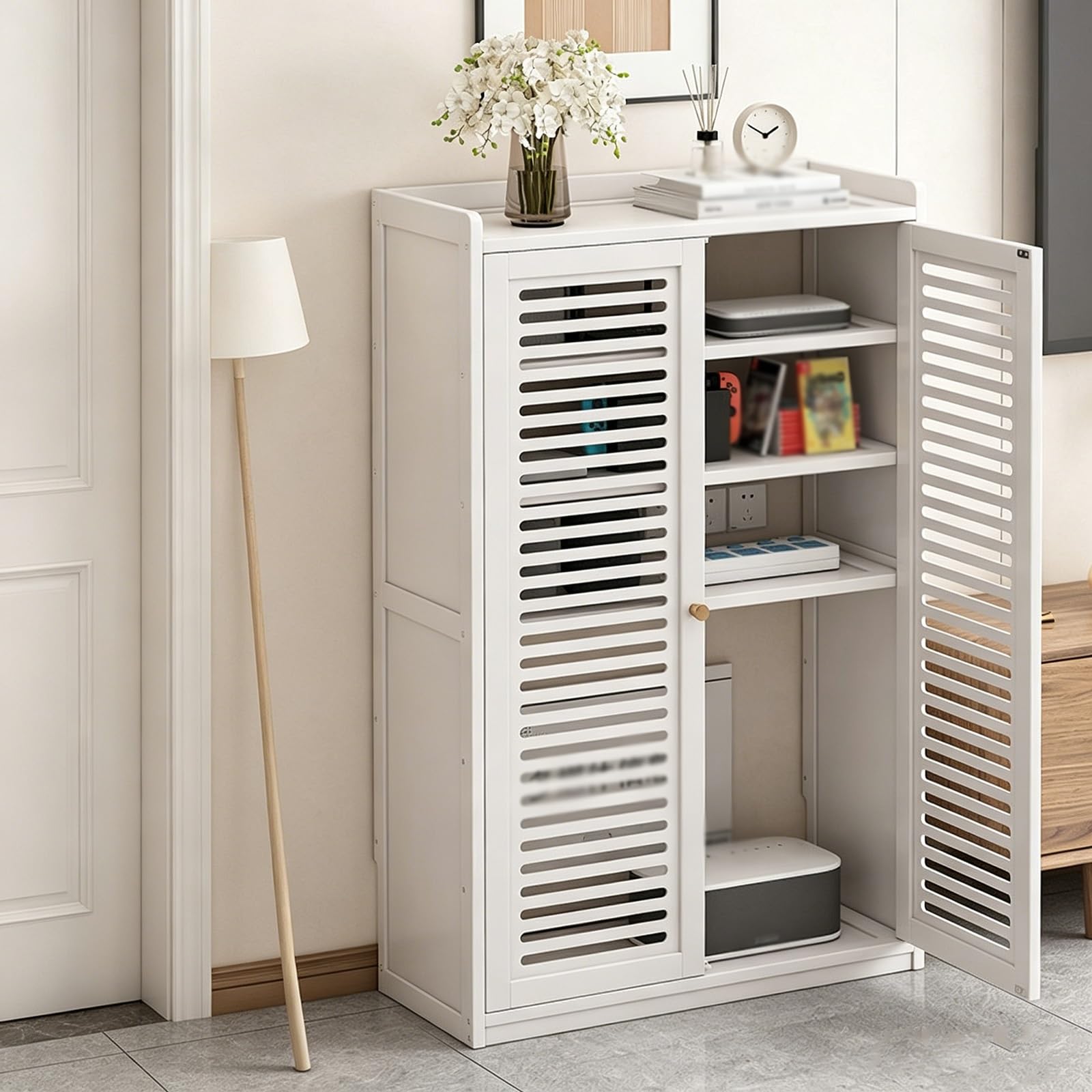 Support multimédia haut de gamme avec portes vitrées et gestion câbles