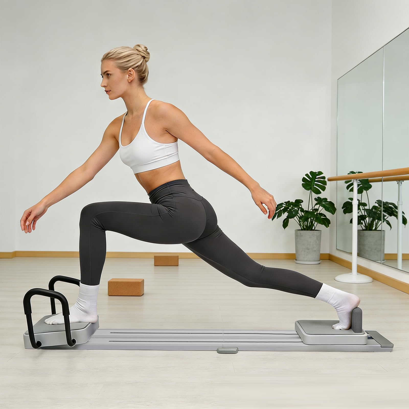 4-in-1 Pilates Board Silent Automatisches Rebound Bauchmuskeltrainer Multifunktionales Reformer Pilates Maschine für Zuhause abnehmbar Mini Pilates Reformer mit verstellbaren Doppelschiene Grau