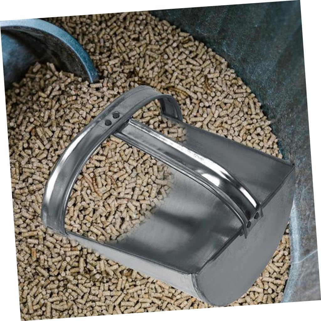 YARNOW 2pcs Thickened Iron Shovel Veterinary Food Scoop for Farm Use Heavy-duty Grain Shovel for Livestock and Poultry Feeding Sturdy and Lightweight Design