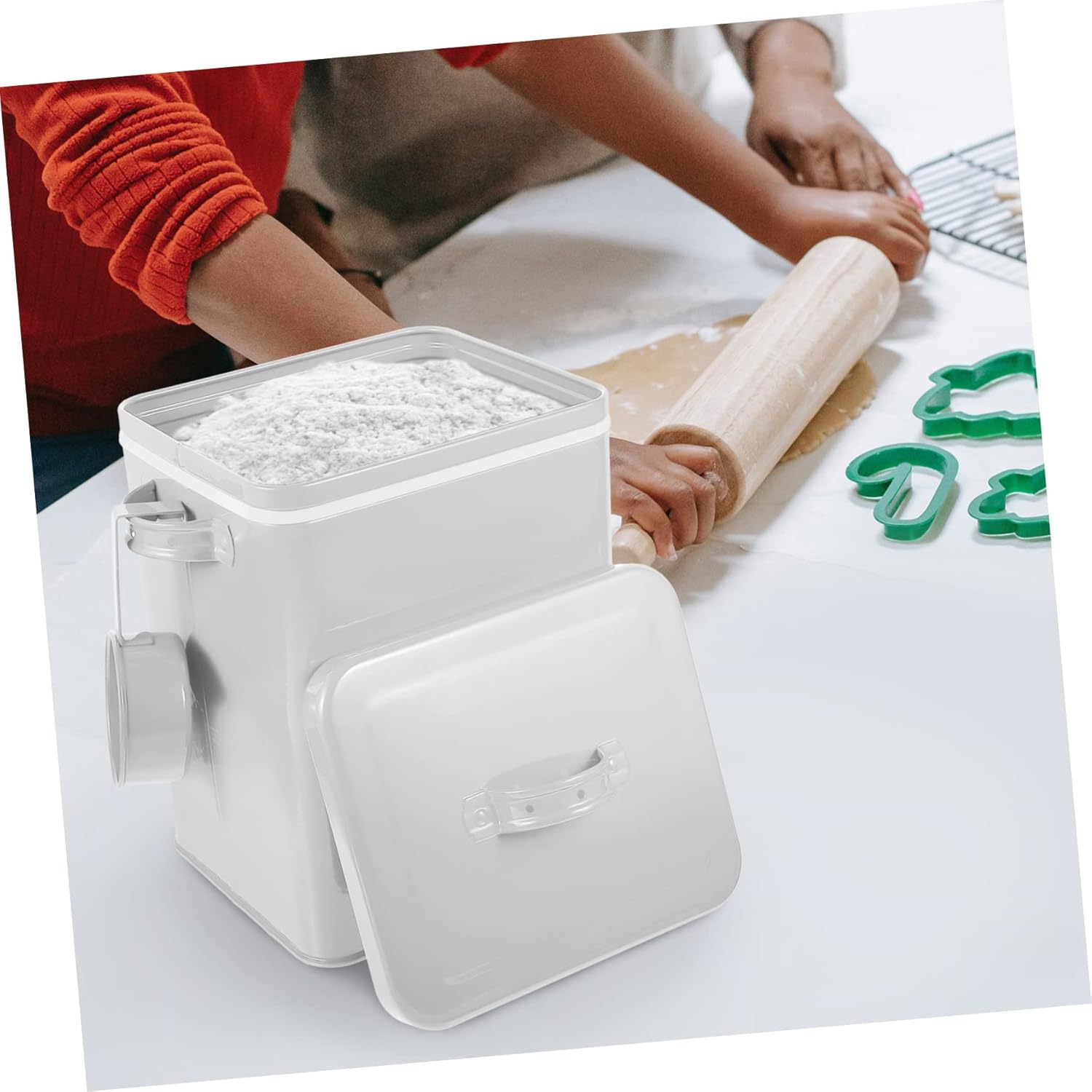 Farmhouse Style Metal Food Storage Bucket for Organization Canister with Portable Handle Versatile Container for Dog Food and Laundry Powder Design