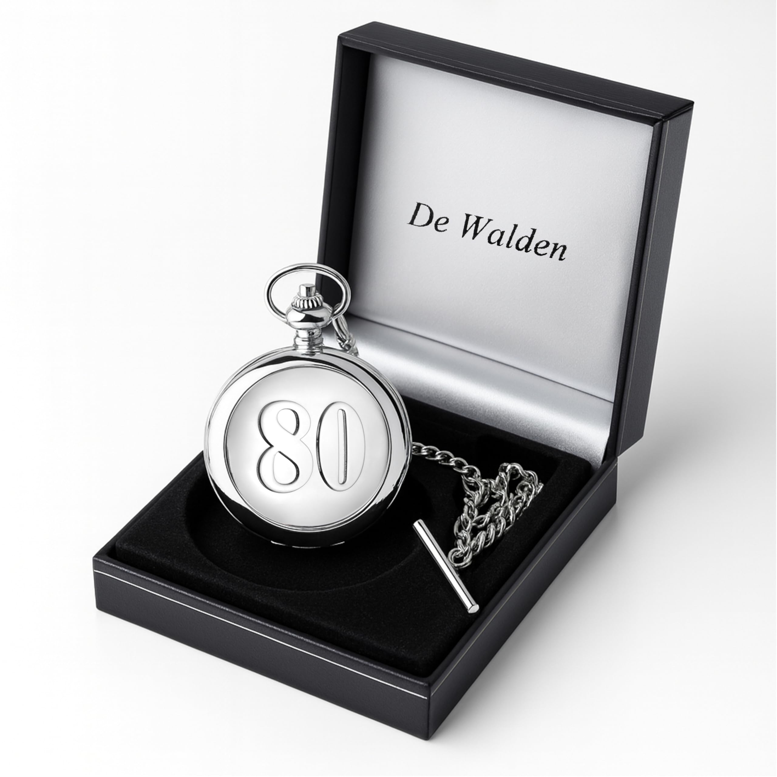 Orologio da taschino con il numero 80 inciso sulla cassa, contenuto in una scatola regalo in raso di alta qualità.