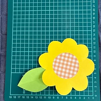 トールペイント女の子置物ひまわりのかかしくん壁掛け トールペイント女の子置物ひまわりのかかしくん壁掛け