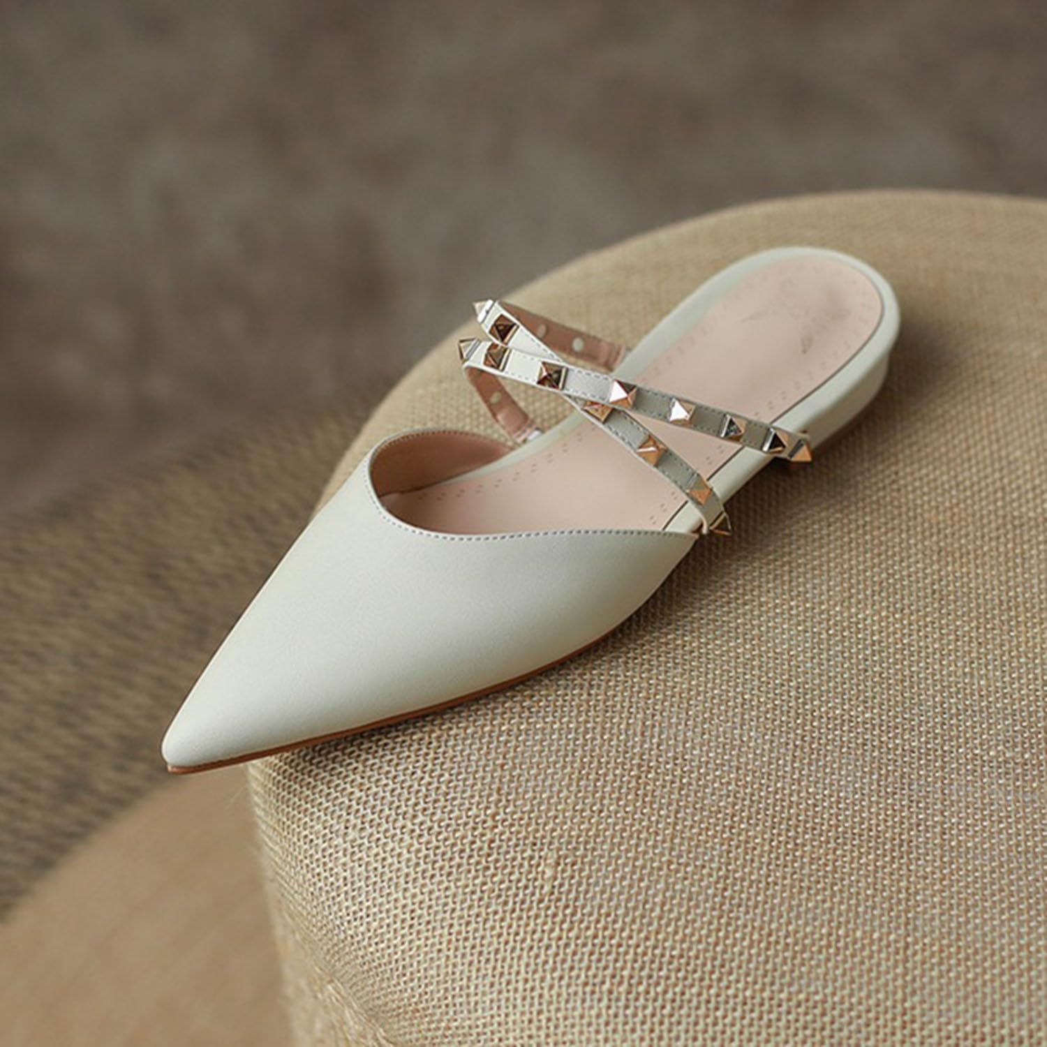 Scarpe Mary Jane con Tacco Basso, décolleté Eleganti da Donna, Sandali con Cinturini Incrociati e Borchiati, Pantofole Slip-on con Cinturino Posteriore, Sabot a Punta Chiusa
