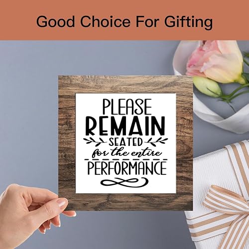 Vista 6 de Cartel de madera de regalo con soporte, por favor permanece sentado durante todo el rendimiento, decoración de placa de madera para inodoro, EN EL