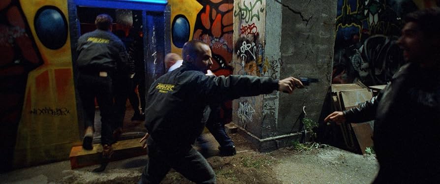 Amazon.co.jp: ブリーダー [DVD] : マッツ・ミケルセン, キム