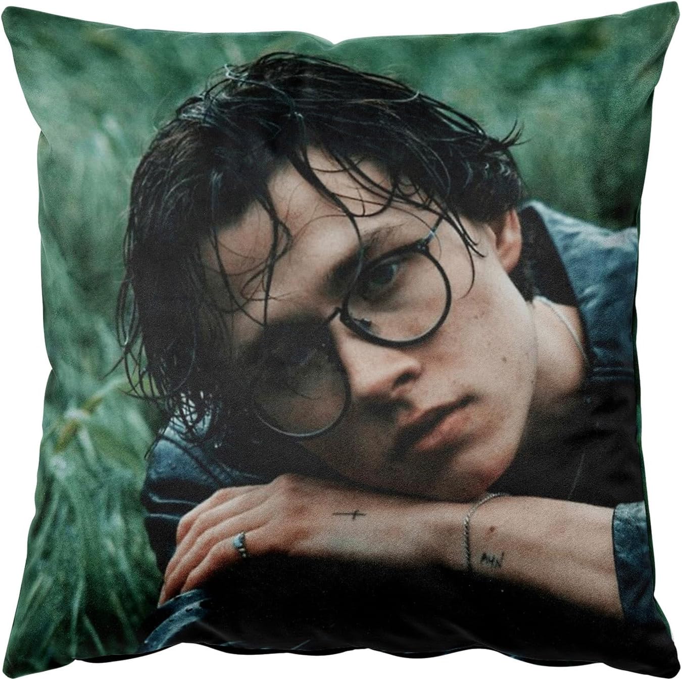 18'' x 18'' David Kushner Throw Pillow Covers, Cushion Covers, Pillow Cases, Pillowcases 45cm x 45cm
