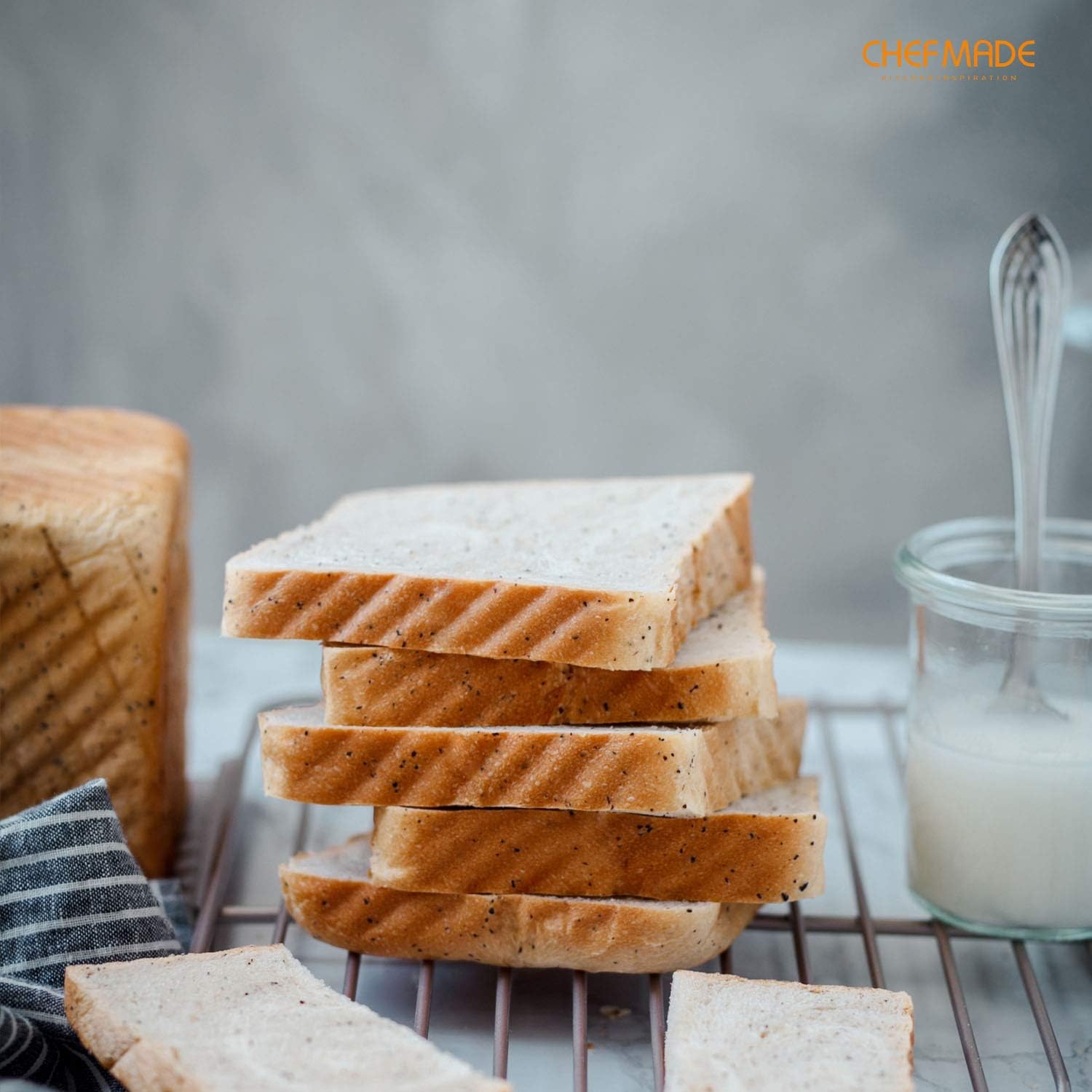CHEFMADE Mini Pullman Loaf Pan with Lid, 0.55Lb Dough Capacity Non-Stick Rectangle Corrugated Toast Box for Oven Baking 3.9" x 3.9"x 3.9"(Champagne Gold) - Image 9