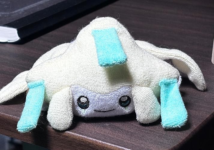 Amazon.co.jp: ポケモンセンターオリジナル 洗えるぬいぐるみ ジラーチ