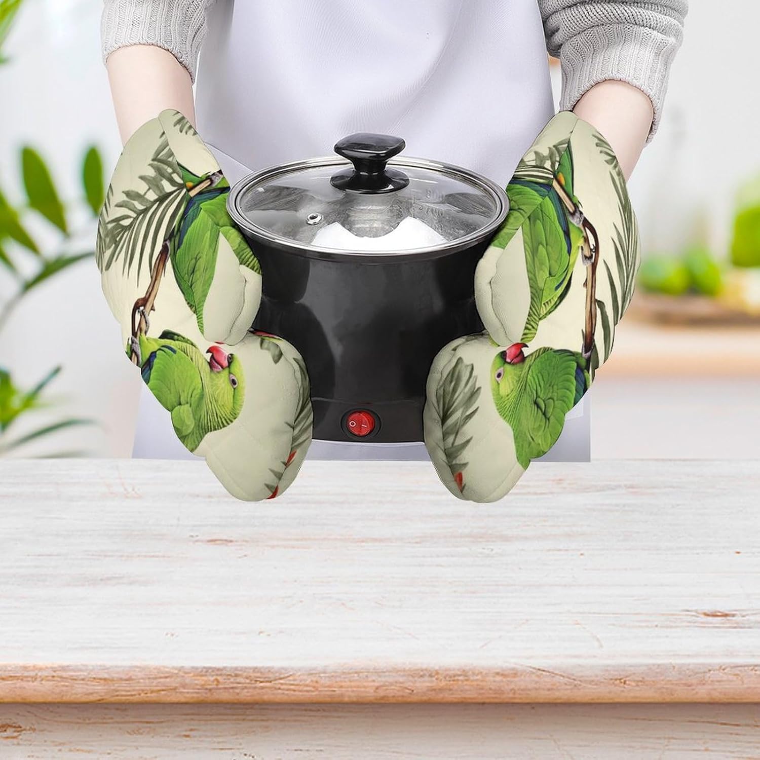 2 Pcs Oven Mitts Heat Resistant Kitchen Gloves Soft Safety Couple Parrots Olive Oven Glove for Microwave, Barbecue