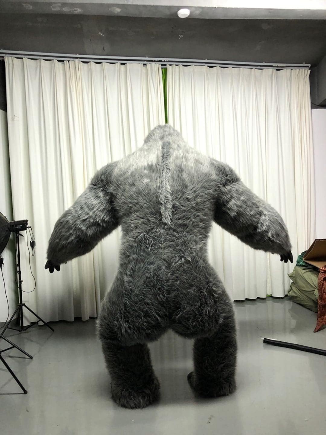 Giant Inflatable King Kong Costume Adult Men Gorilla Blow Up Suit Full