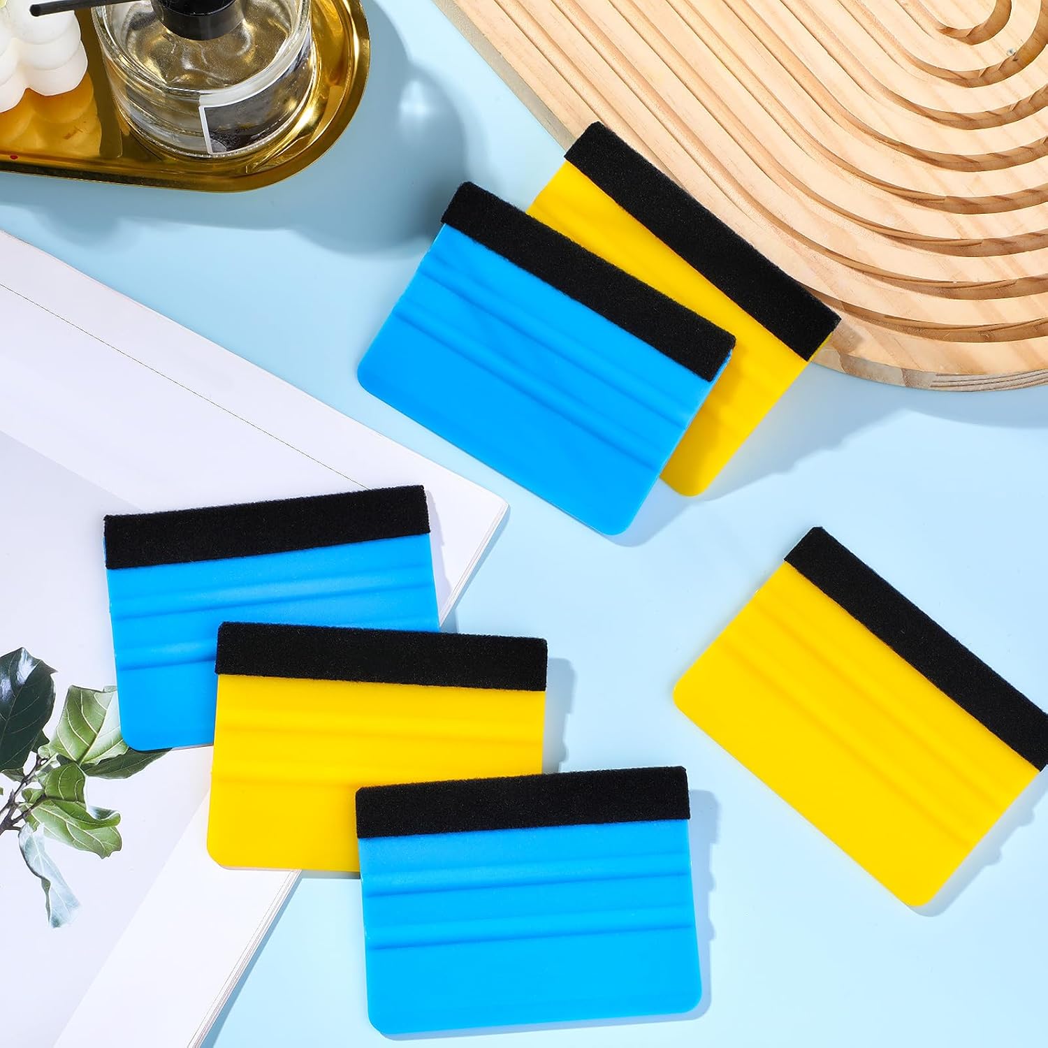 Lasnten 100 Pcs Squeegee for Vinyl Decal Tools 4 Inch Felt Edge Squeegee for Car Window Windshield Glass Cleaning Tool Vinyl Scraper Applicator Tool with Black Fabric Felt Edge, Blue Yellow