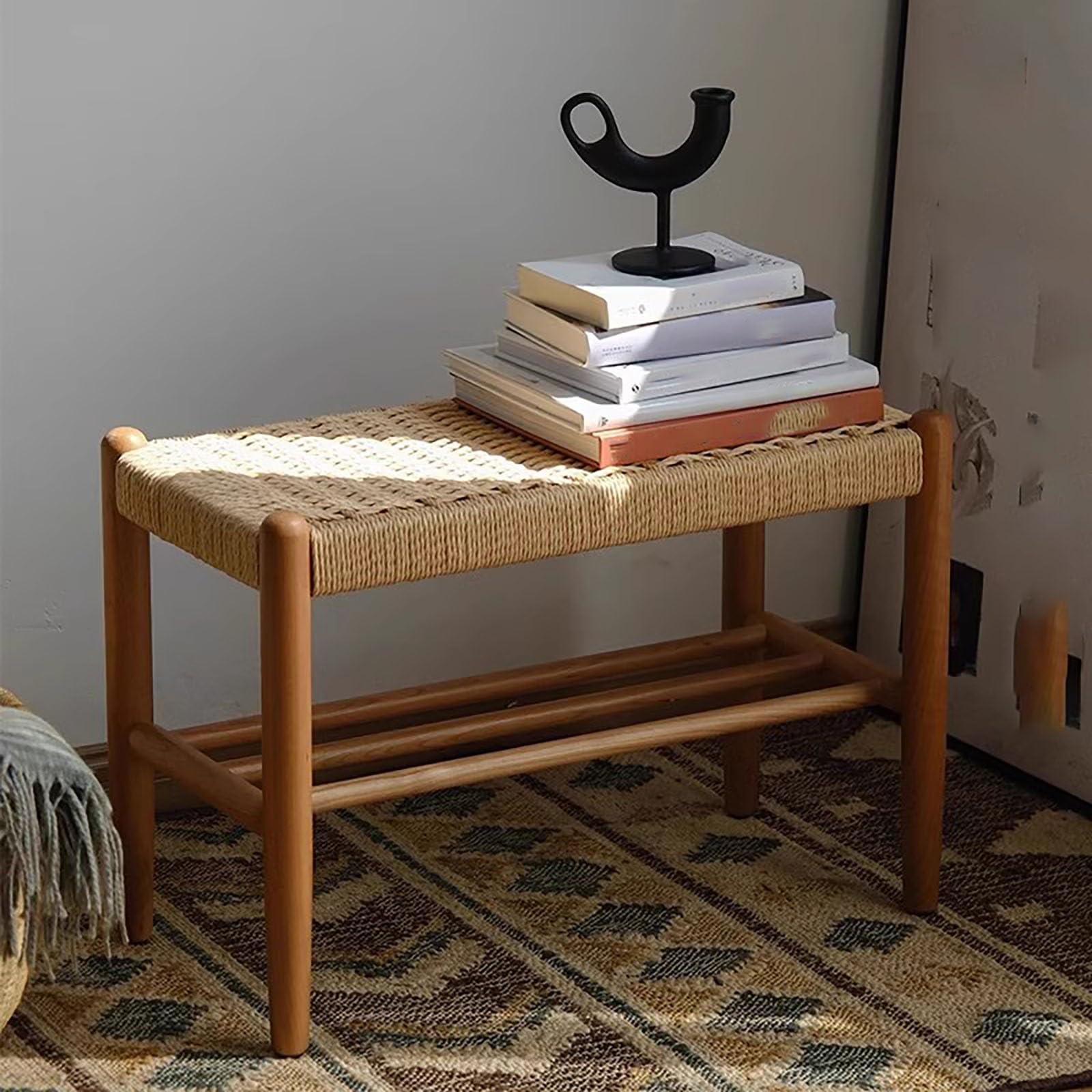 Tabouret à langer en bois massif noble pour hall d'entrée chic