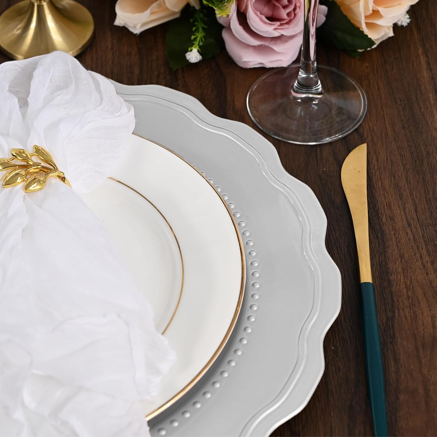 50 Pcs Silvery Charger Plates 13 Inch Plastic Round Plates Acrylic Decorative Plates Suitable for Banquets Parties Weddings