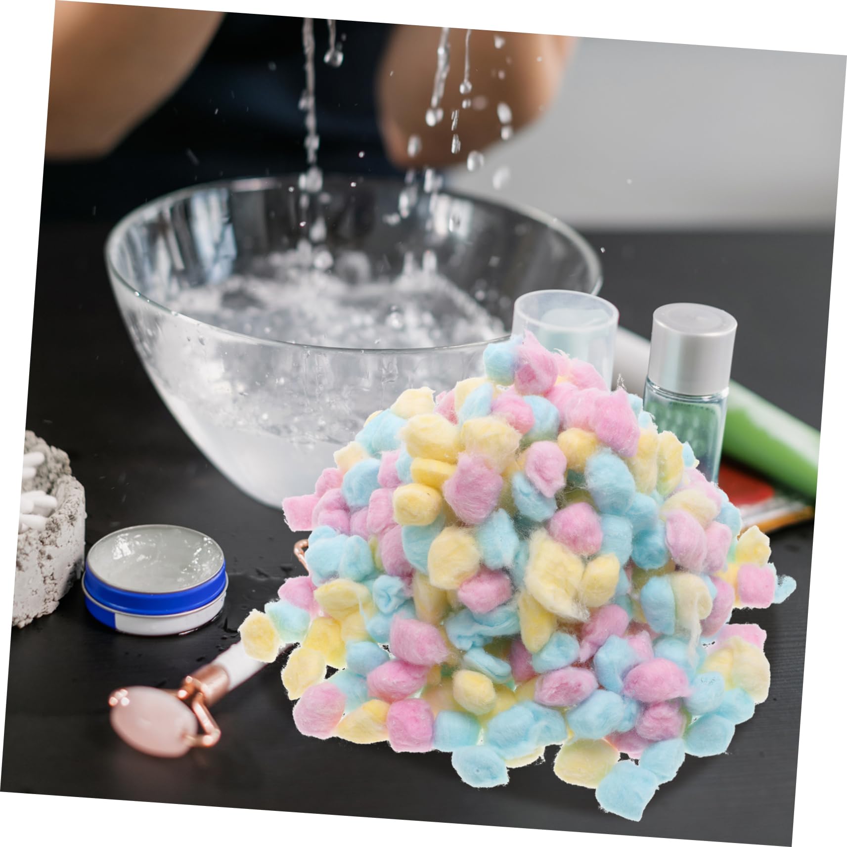 Happyyami Bunte Wattebällchen für Babys und Neugeborene Weich und Leicht 500g aus Baumwolle zur Gesichtsreinigung und Make Up Entfernen
