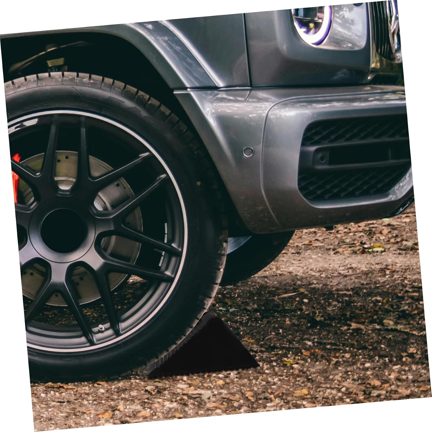 High-Density Rubber Wheel Chocks for Car Nonslip Wheel Wedge Heavy Duty Tire Stopper Outdoor Use