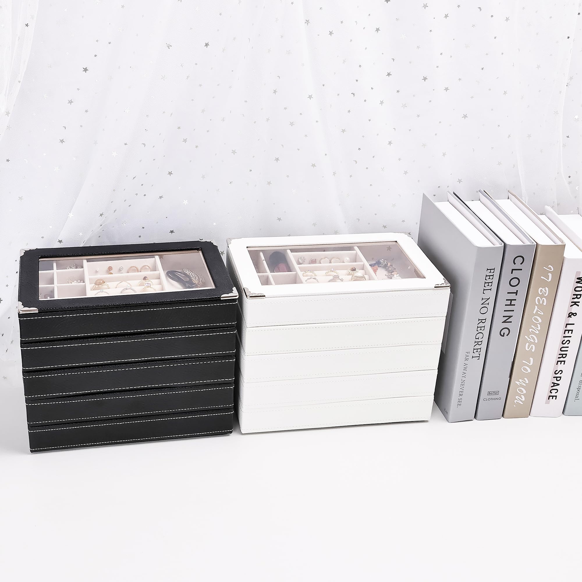 Vassoi per gioielli a 5 strati, impilabili, con coperchio trasparente, vassoio espositore per gioielli per cassetto, grande portagioie (Bianco, Cinque ripiani con coperchi separati)