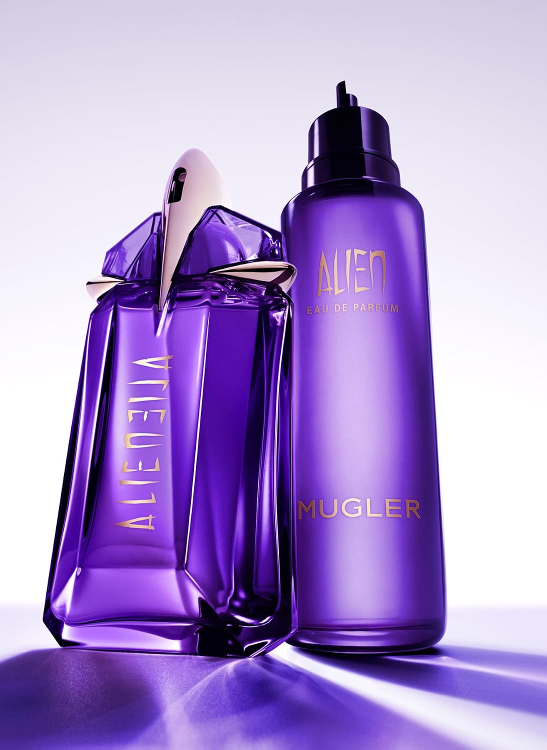MUGLER Alien - Eau de Parfum - Women's Perfume - Floral & Woody - With Jasmine, Wood, and Amber - Long Lasting Fragrance