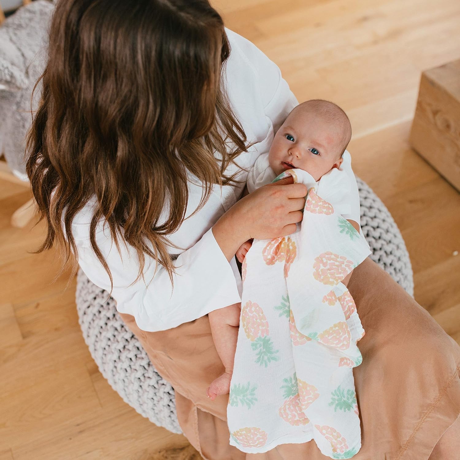 aden + anais™ essentials Langes Bébé Musy, Ensemble de Langes Prélavés en Mousseline 100% Coton, Multi usages, Adapté pour les Nouveau-nés, Lot de 5, 60x60cm, Garçon, Fille, Imprimé tropicalia